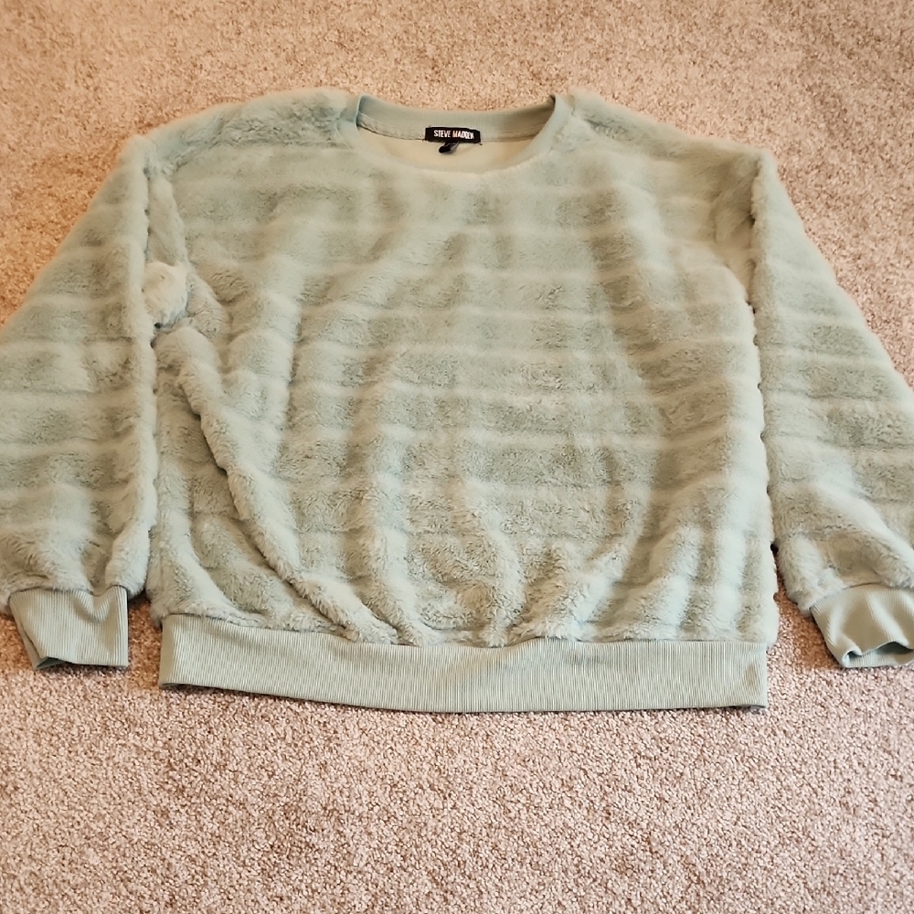 Steve Madden Fuzzy Faux‎ Fur Size Medium LS Top